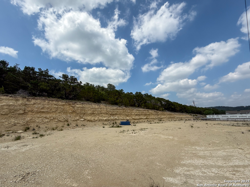 687 Valley Haven Canyon Lake TX 78133