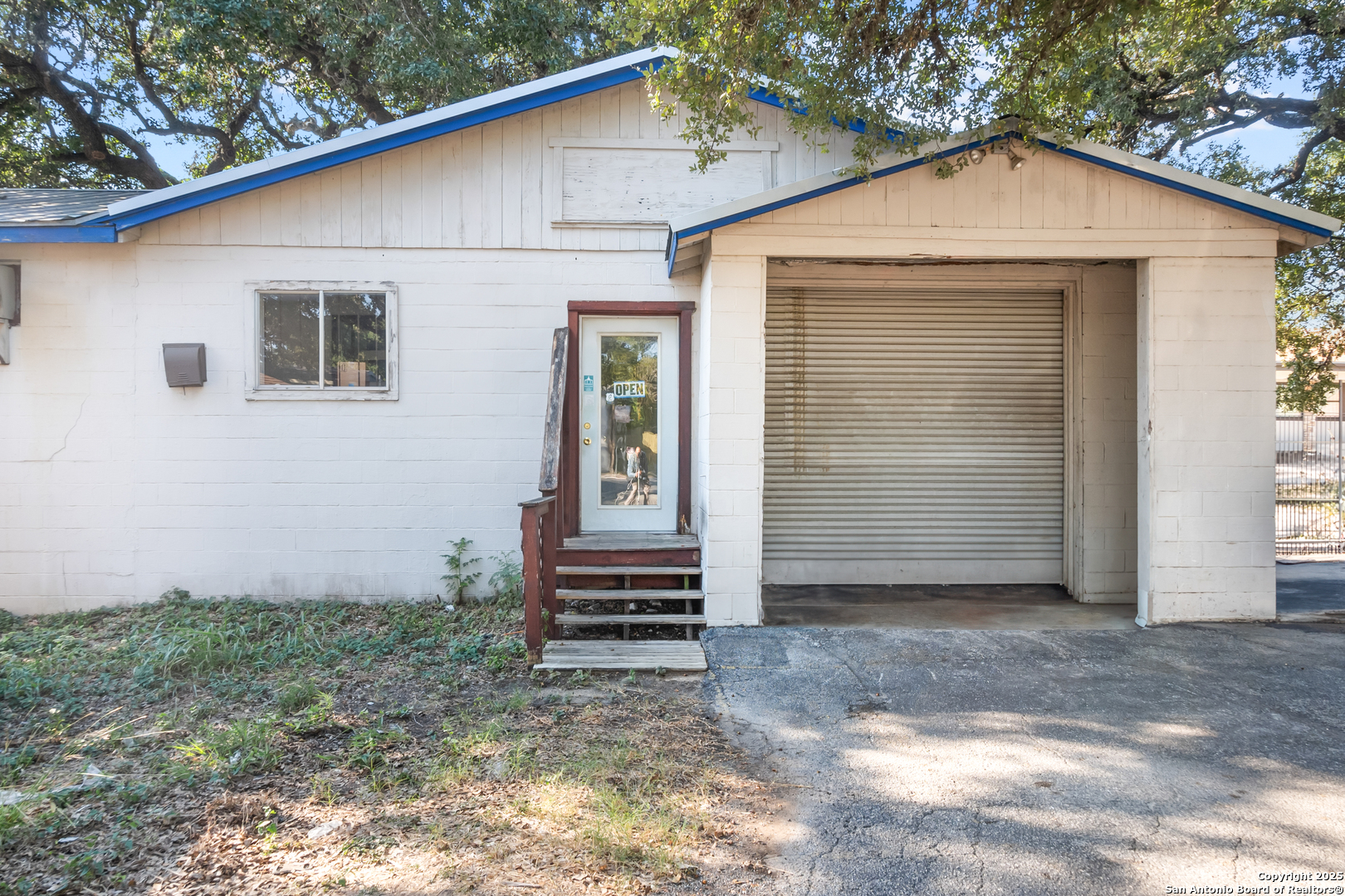 1224 S Main Street N S Main Boerne TX 78006