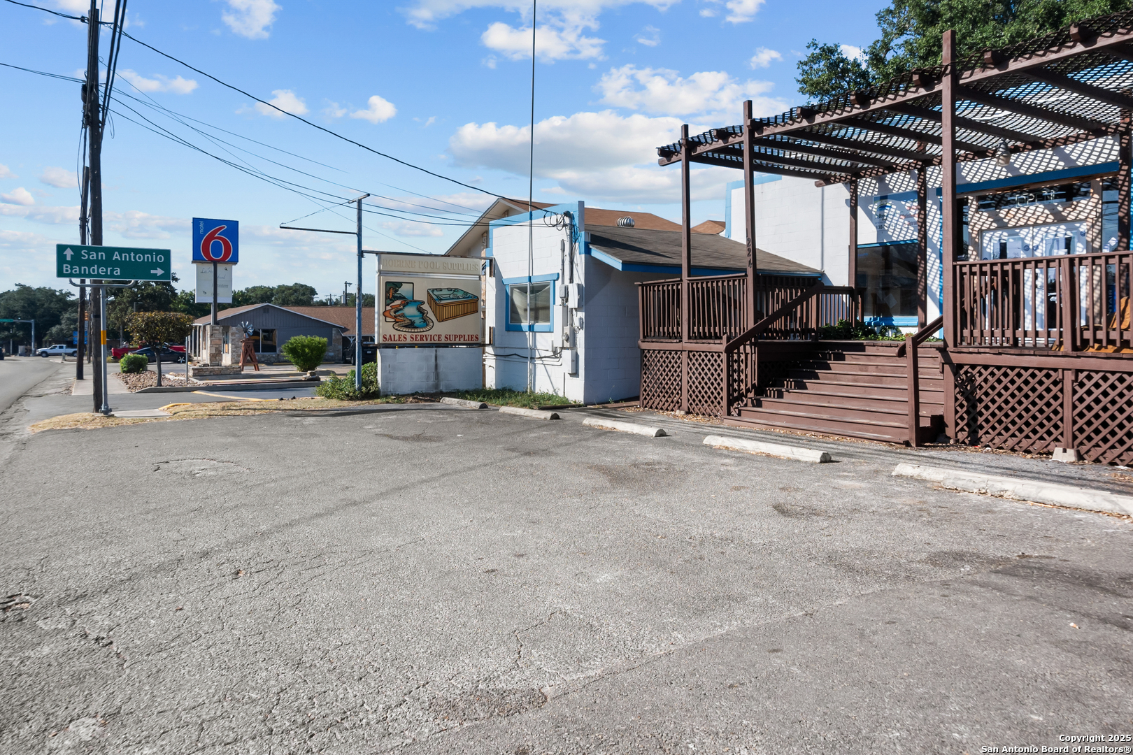 1224 S Main Street N S Main Boerne TX 78006