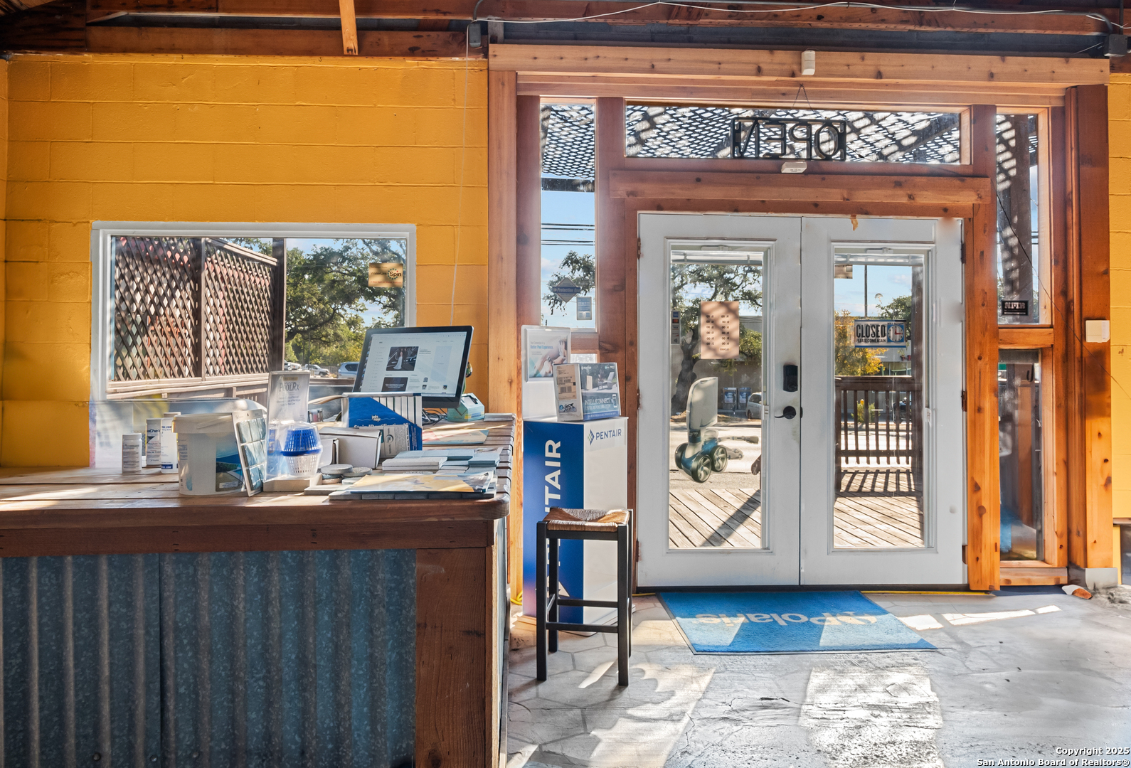 1224 S Main Street N S Main Boerne TX 78006