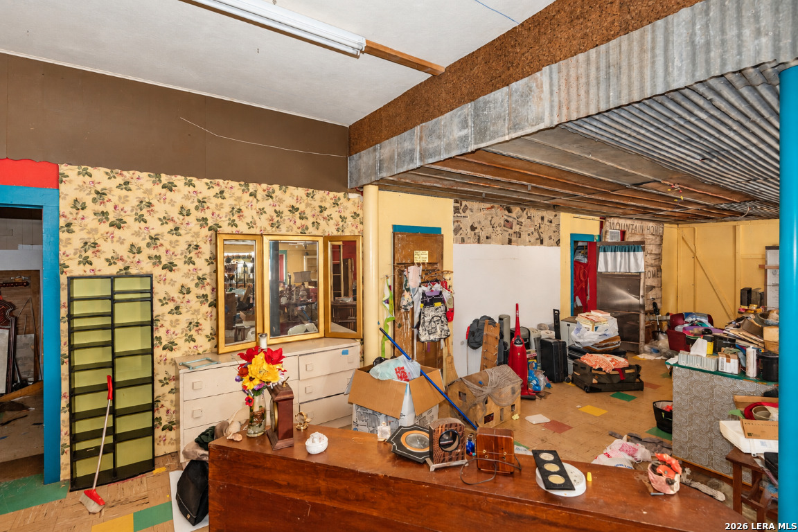 210 S Us Highway 83 Leakey TX 78873