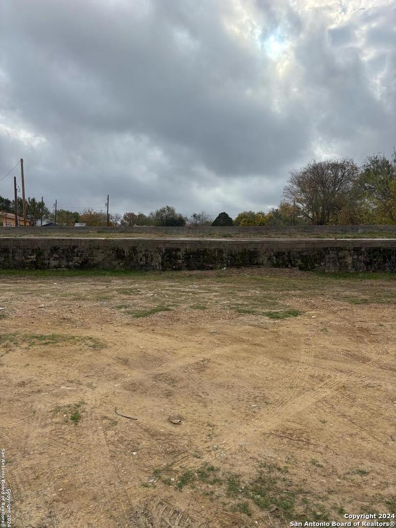 1774 Highway 132 N North Natalia TX 78059