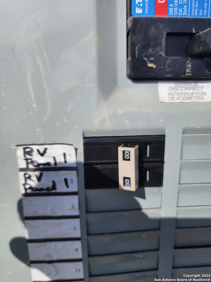 1774 Highway 132 N North Natalia TX 78059