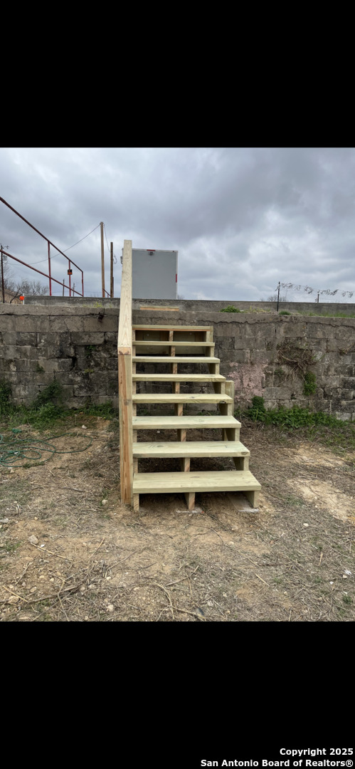 1774 Highway 132 N North Natalia TX 78059