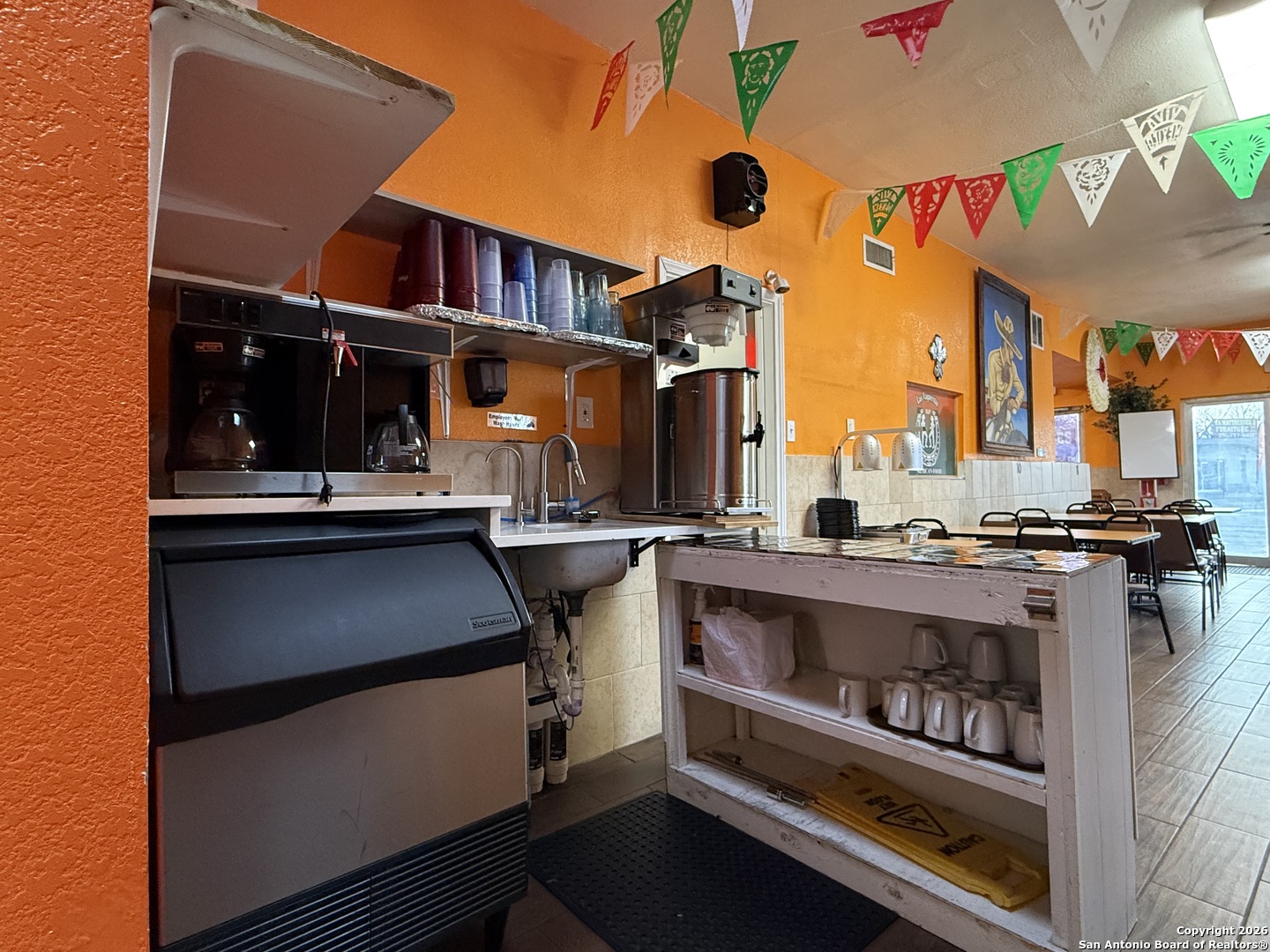 5402 S Zarzamora San Antonio TX 78211