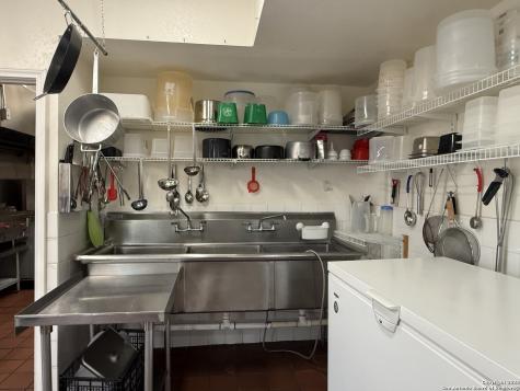 5402 S Zarzamora San Antonio TX 78211