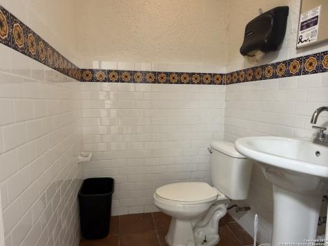 5402 S Zarzamora San Antonio TX 78211