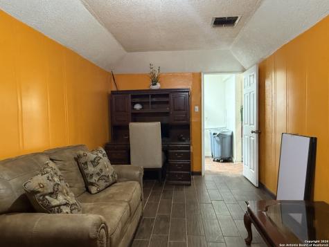 5402 S Zarzamora San Antonio TX 78211