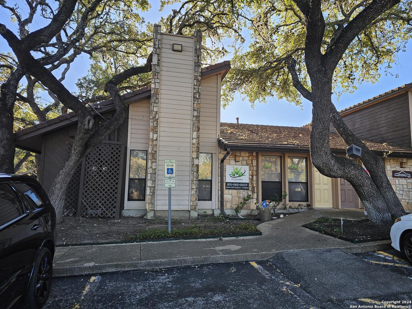 8008 West Avenue San Antonio TX 78213