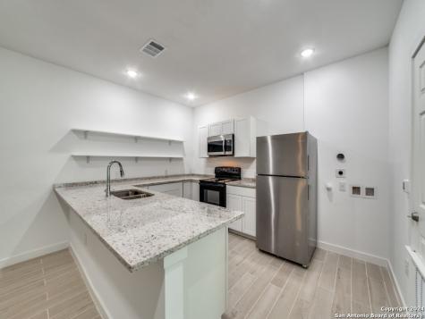 1501 E Southcross Boulevard San Antonio TX 78223