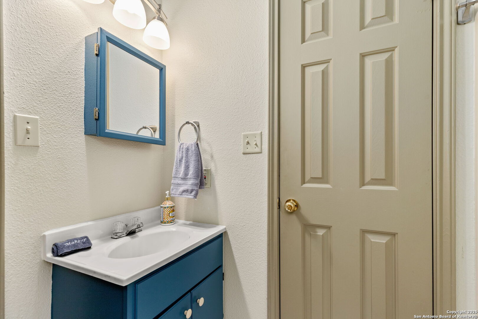 2232 Valley Canyon Lake TX 78133