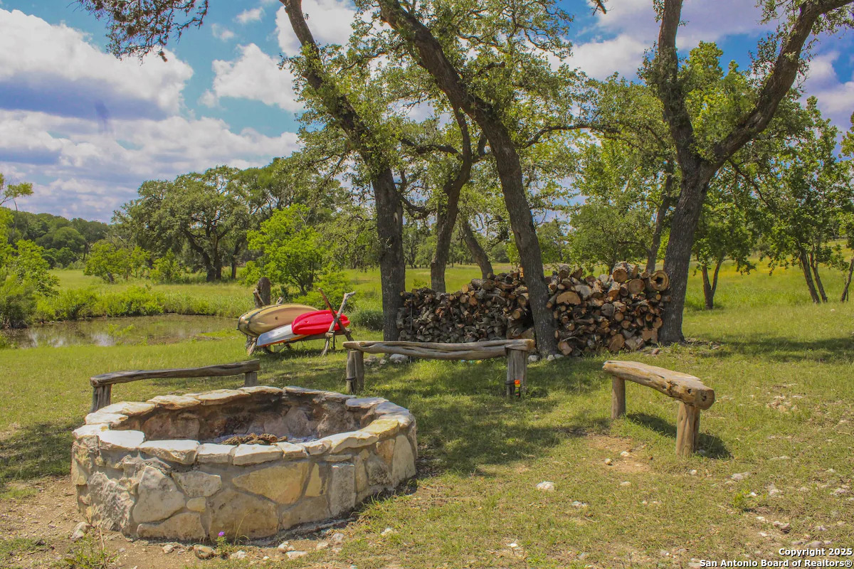 2232 Valley Canyon Lake TX 78133