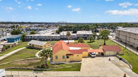 3735 Fredericksburg Road San Antonio TX 78201