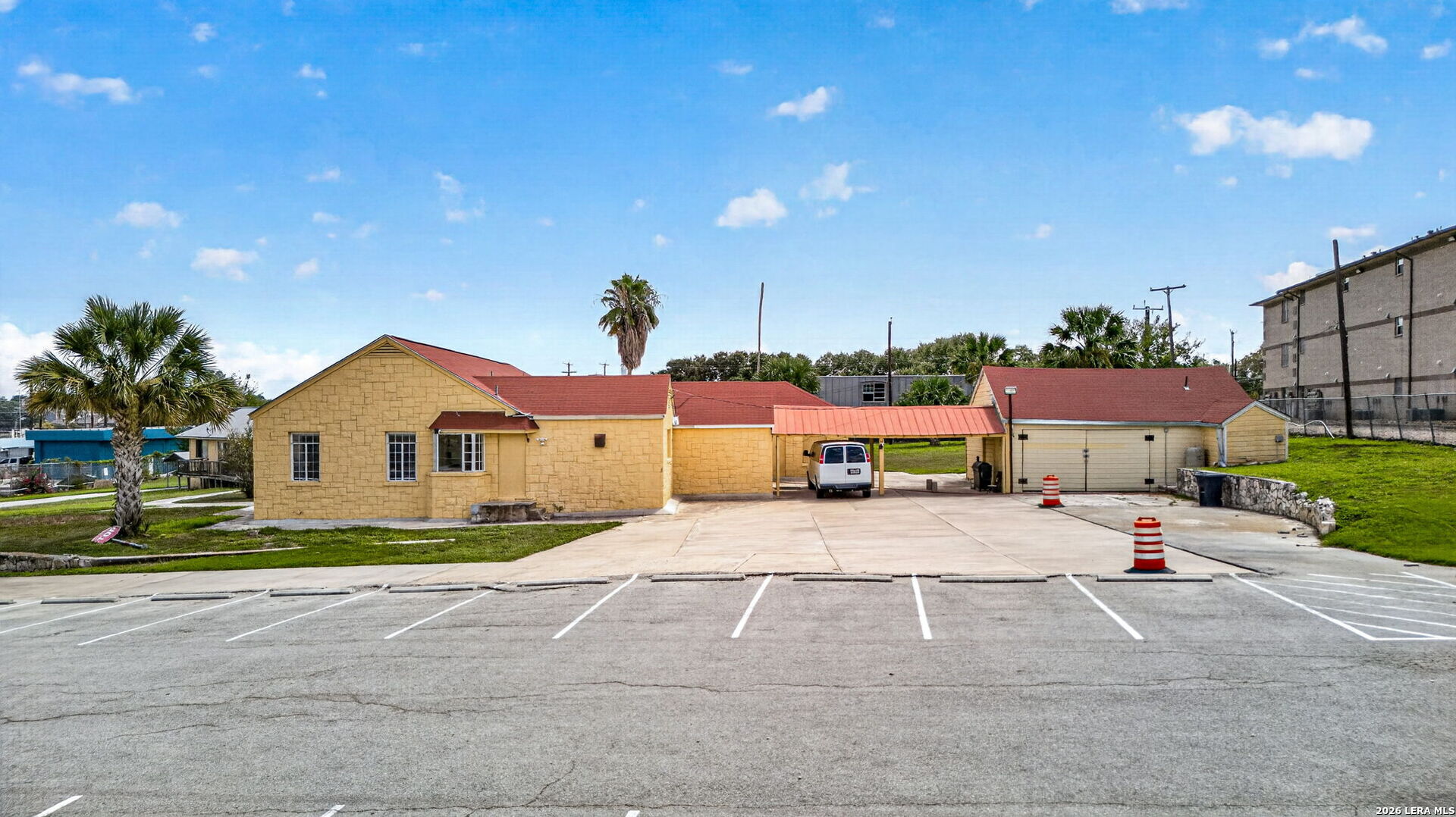 3735 Fredericksburg Road San Antonio TX 78201