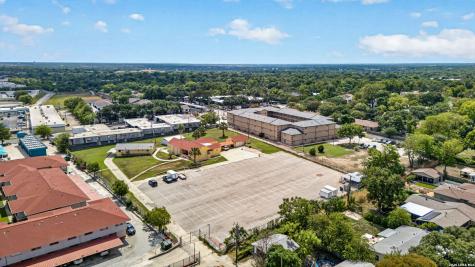 3735 Fredericksburg Road San Antonio TX 78201