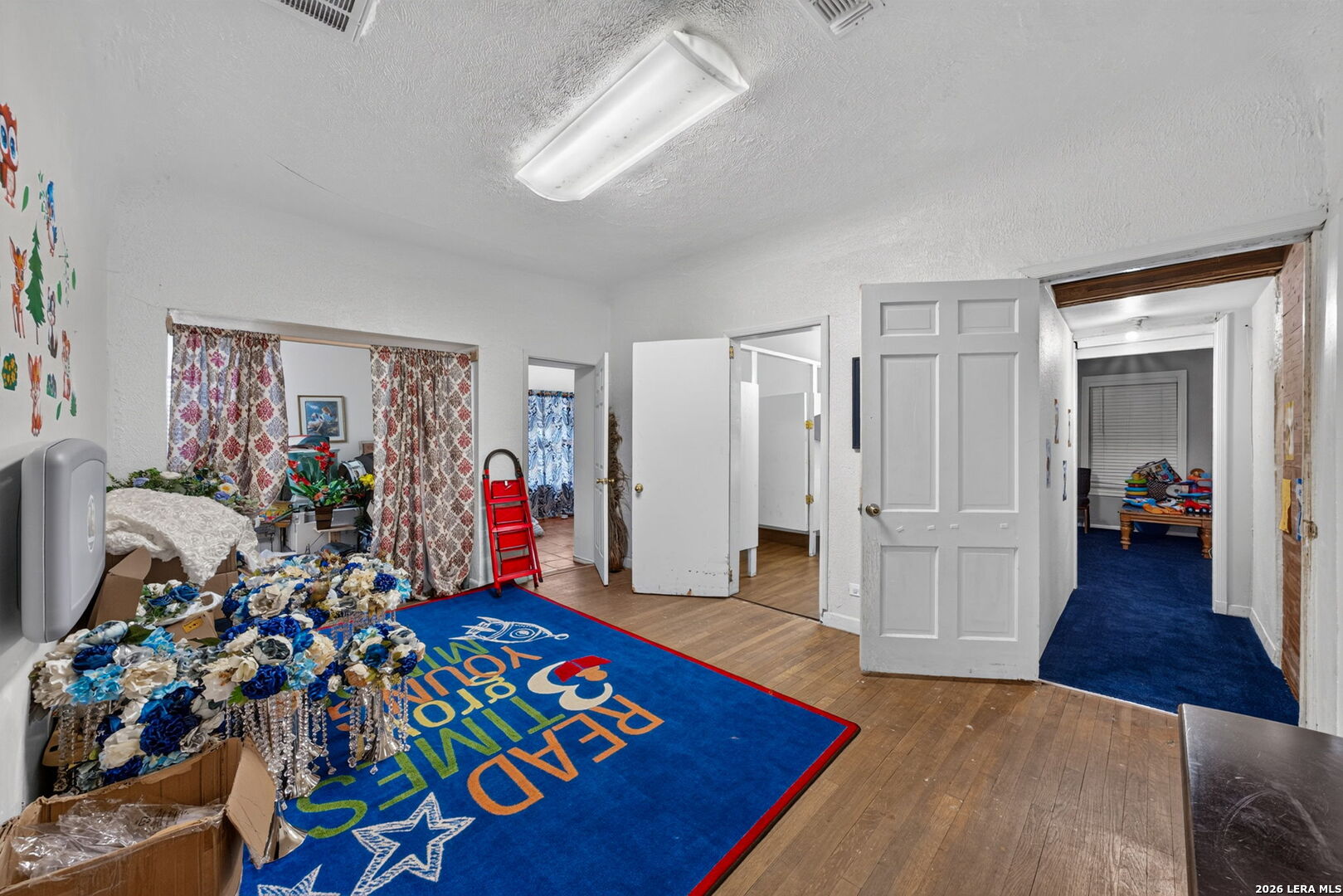 3735 Fredericksburg Road San Antonio TX 78201