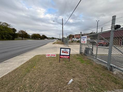 2307 Bandera Road San Antonio TX 78228