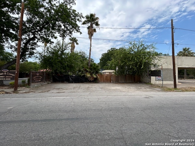 1012 S Main Street Del Rio TX 78840