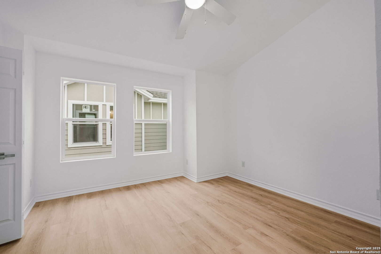 1502 S Walters San Antonio TX 78210