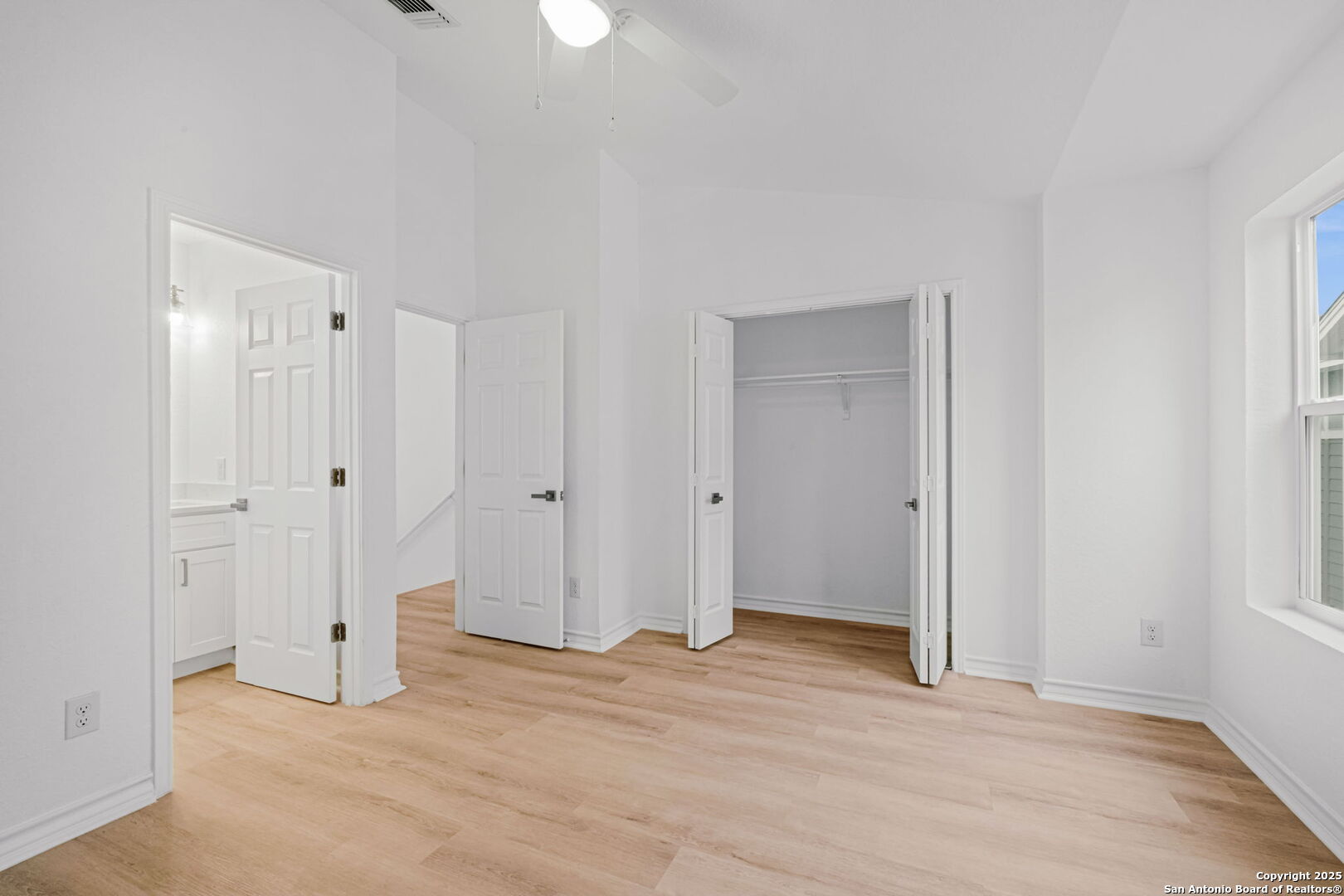 1502 S Walters San Antonio TX 78210