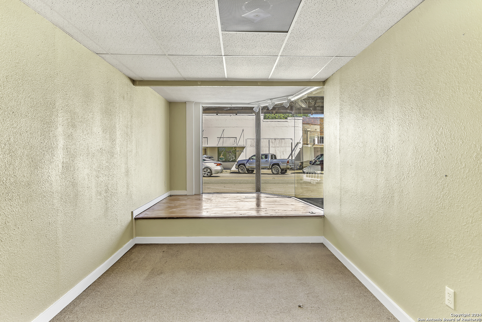 217 W Main Street Kenedy TX 78119