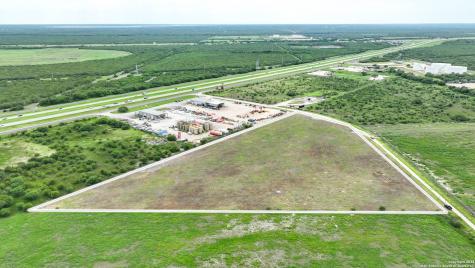 000 N I-37 Access Road Three Rivers TX 78071