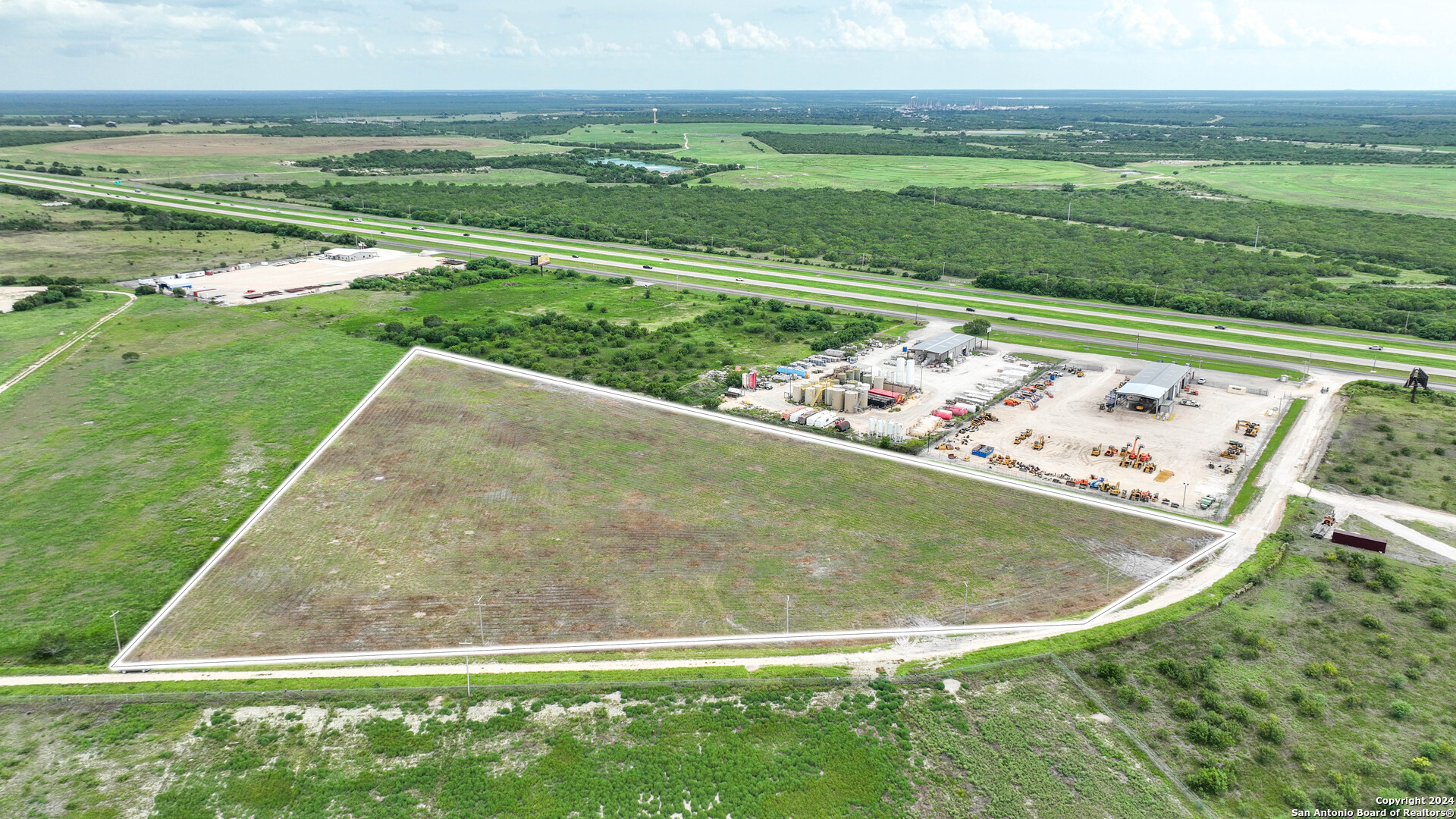 000 N I-37 Access Road Three Rivers TX 78071