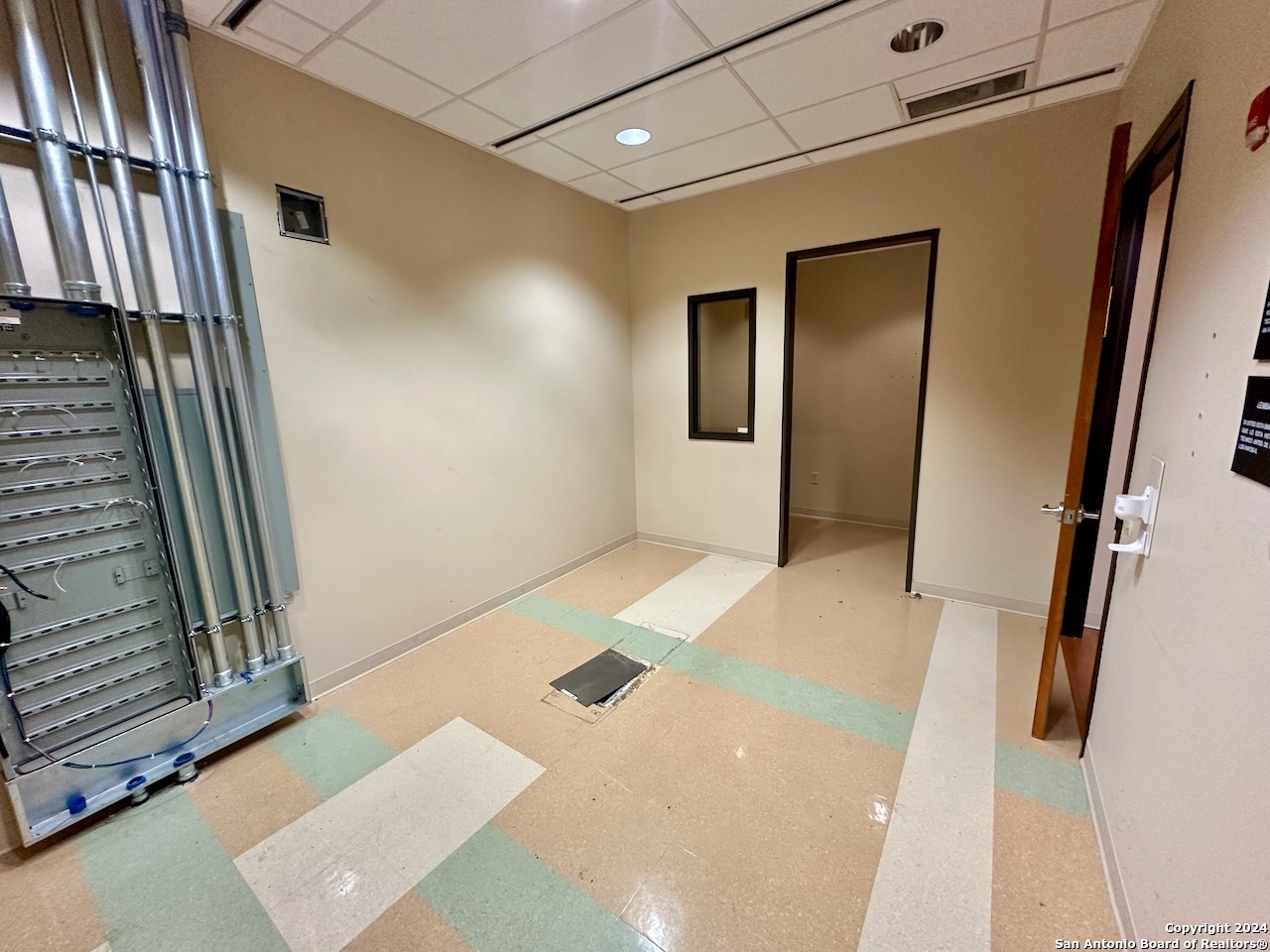 1222 W Oaklawn Road Pleasanton TX 78064