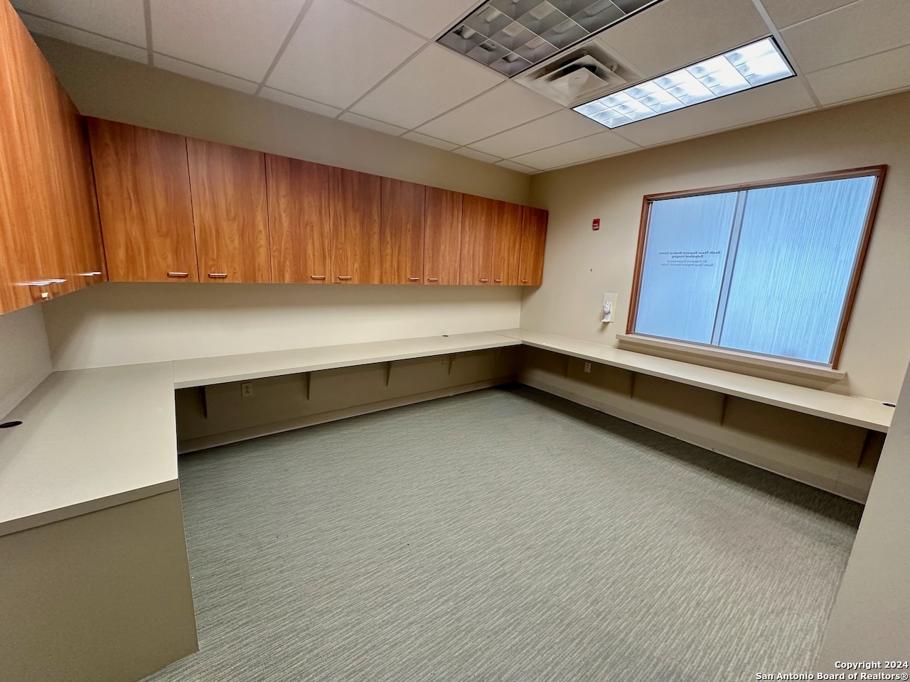 1222 W Oaklawn Road Pleasanton TX 78064