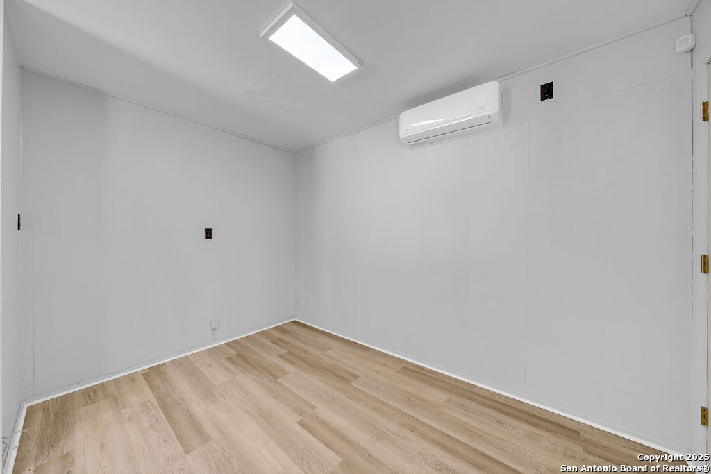 918 E Highway 97 Pleasanton TX 78064