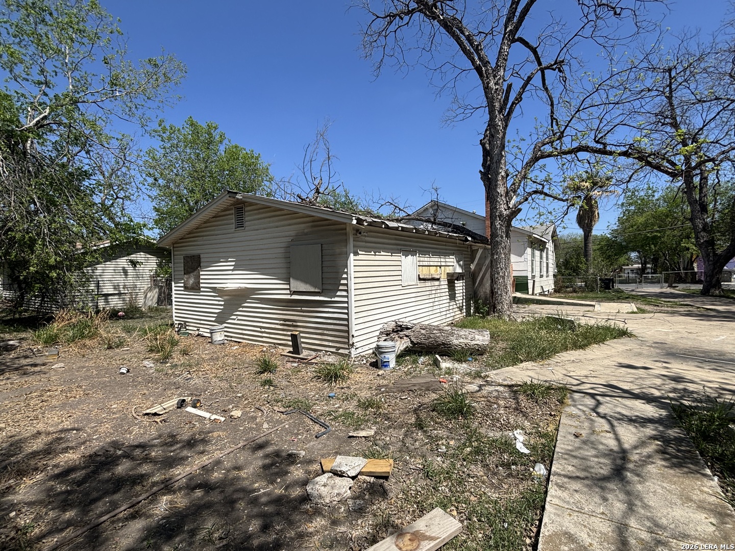 1235 & 1247 Commercial San Antonio TX 78221