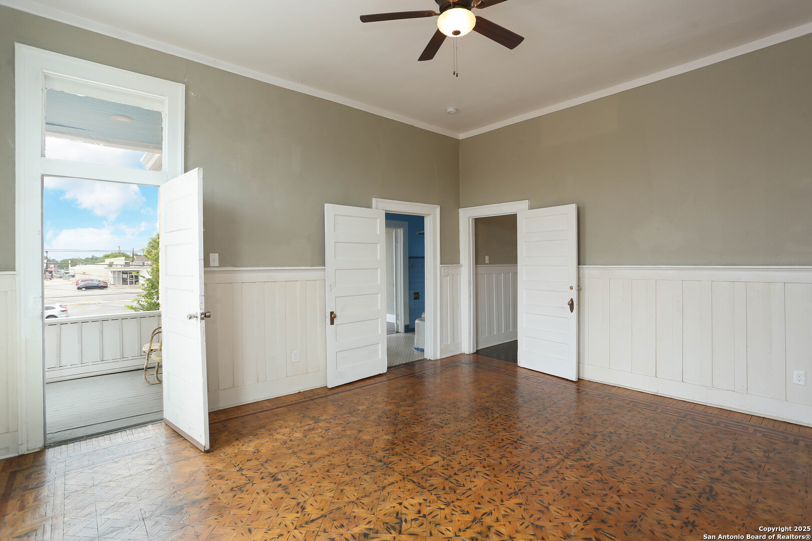 339 W Woodlawn Avenue San Antonio TX 78212