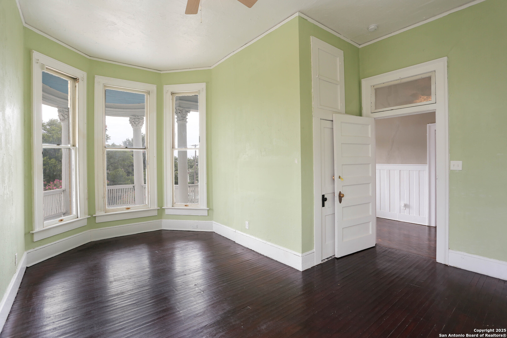 339 W Woodlawn Avenue San Antonio TX 78212