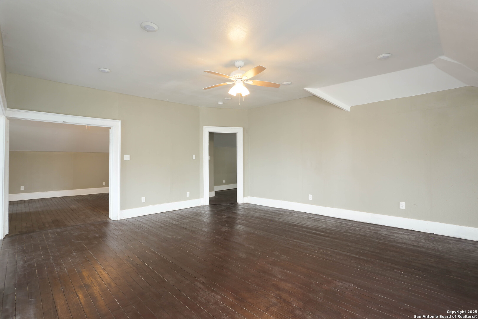 339 W Woodlawn Avenue San Antonio TX 78212