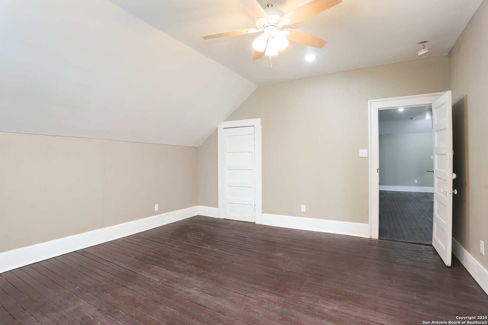 339 W Woodlawn Avenue San Antonio TX 78212