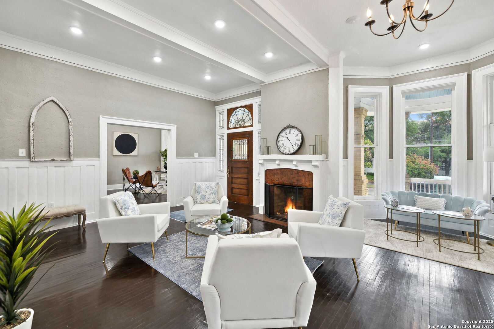 339 W Woodlawn Avenue San Antonio TX 78212