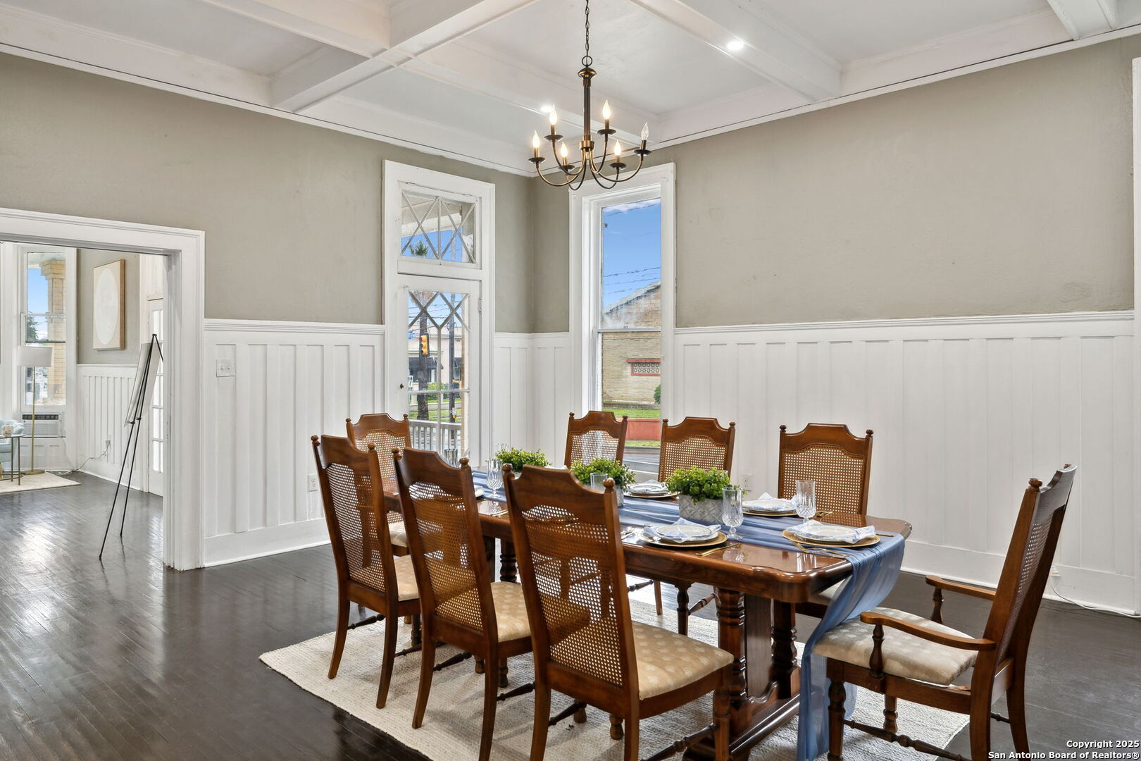 339 W Woodlawn Avenue San Antonio TX 78212