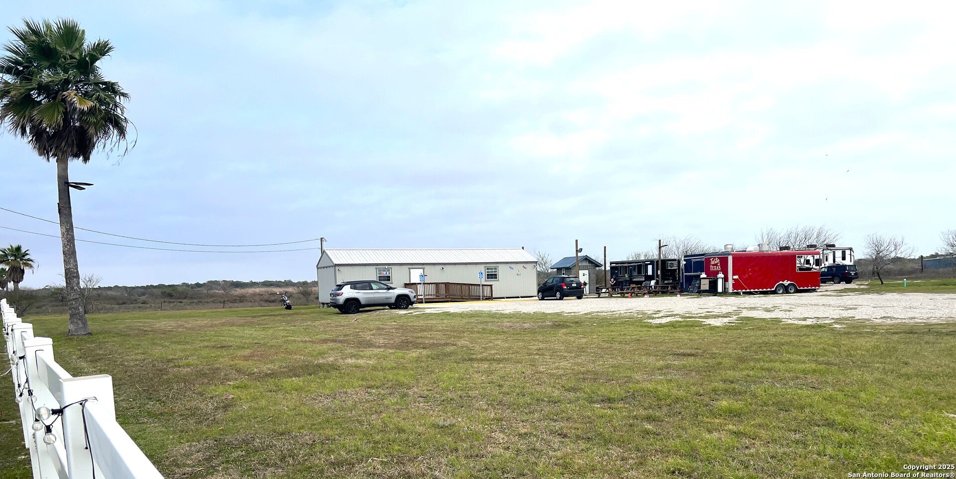 6302 Highway 35 Rockport TX 78382