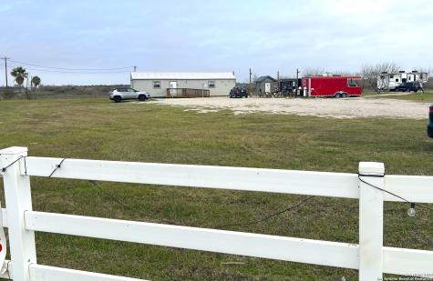 6302 Highway 35 Rockport TX 78382