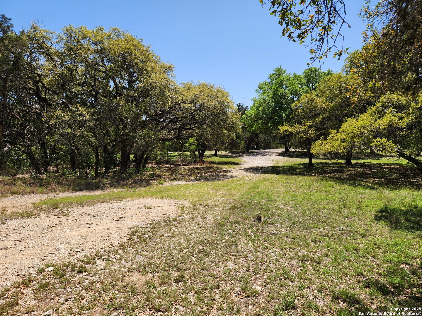 19225 Scenic Loop Helotes TX 78023