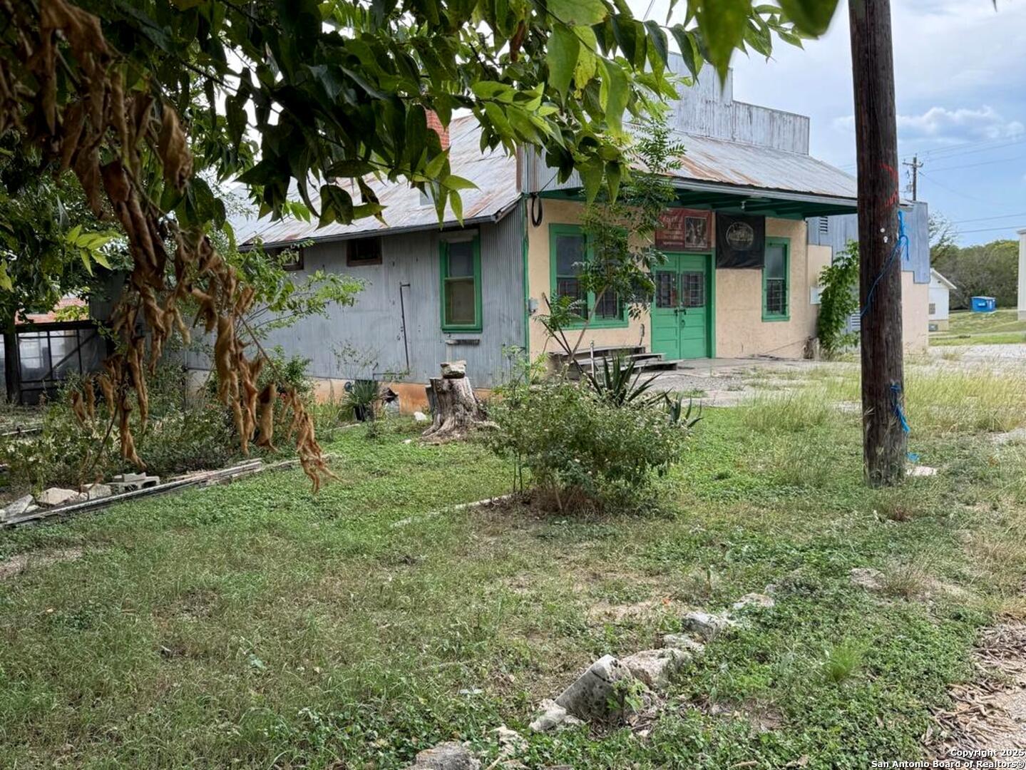 407 High Street Comfort TX 78013