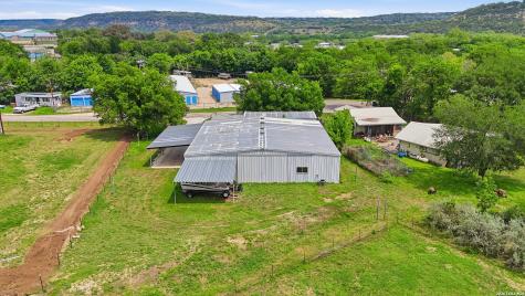 1056 Market New Braunfels TX 78132