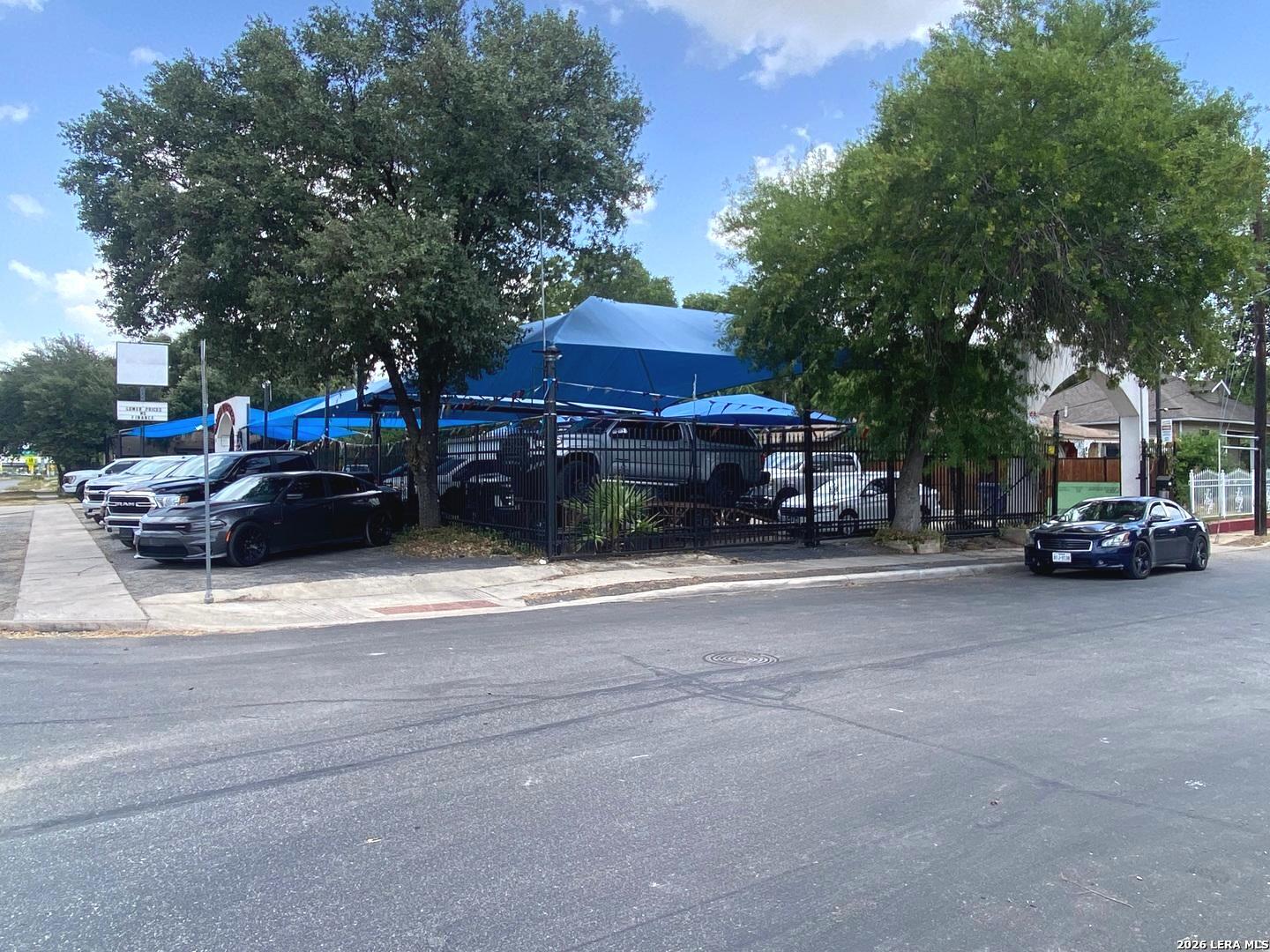 521 E El Dorado San Antonio TX 78204