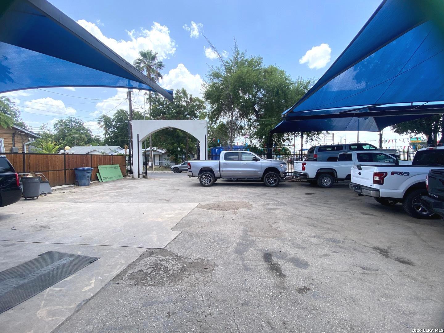 521 E El Dorado San Antonio TX 78204