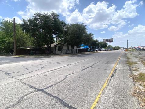 521 E El Dorado San Antonio TX 78204