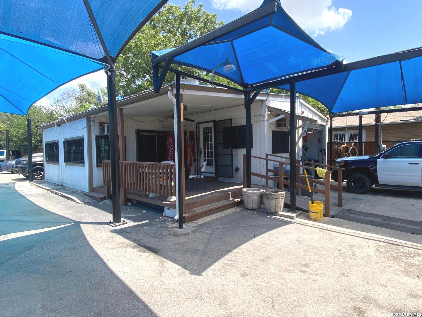 521 E El Dorado San Antonio TX 78204