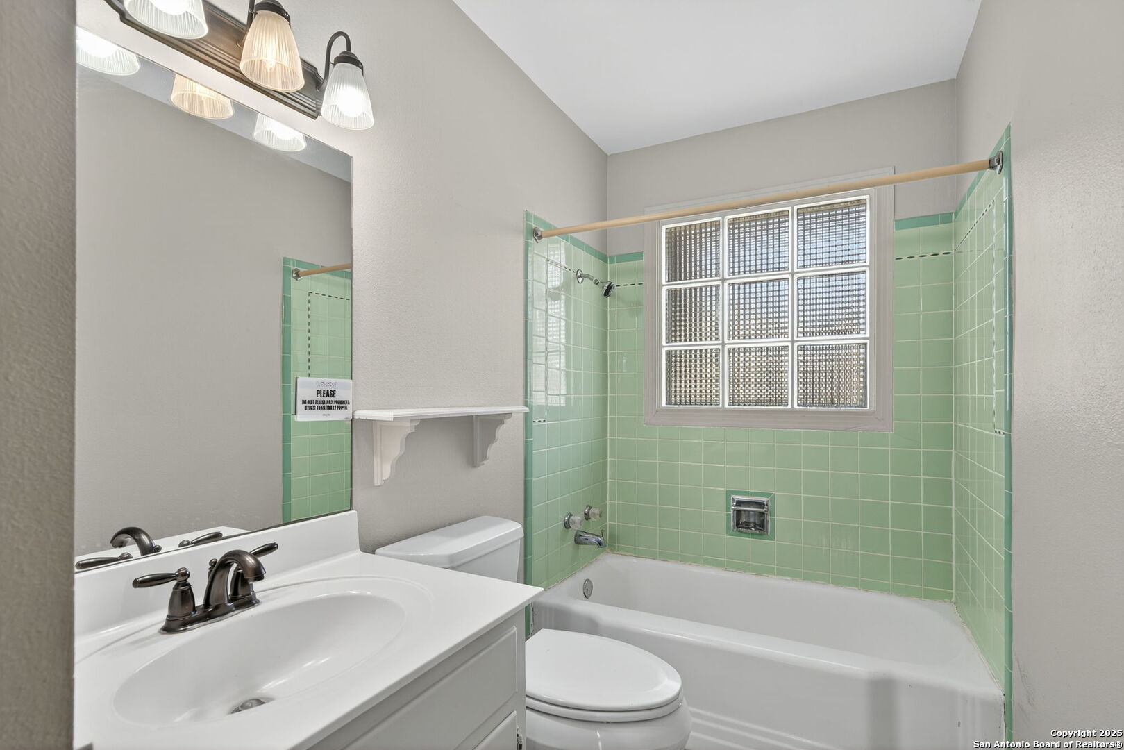 920 E Blanco Boerne TX 78006