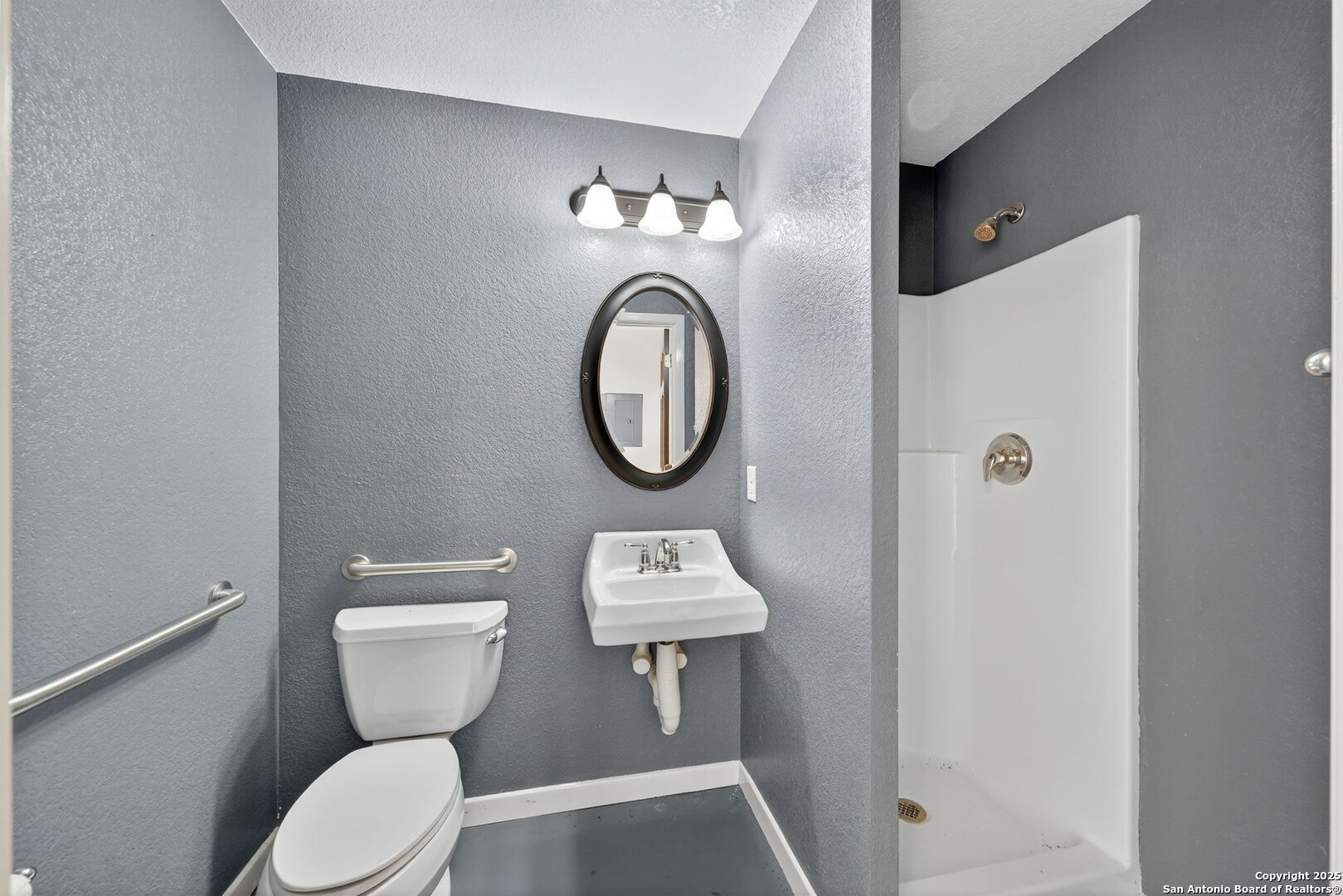 920 E Blanco Boerne TX 78006