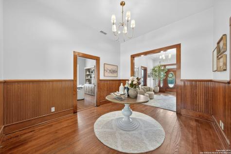 920 E Blanco Boerne TX 78006