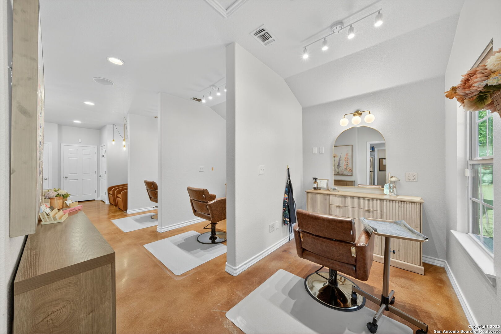 920 E Blanco Boerne TX 78006